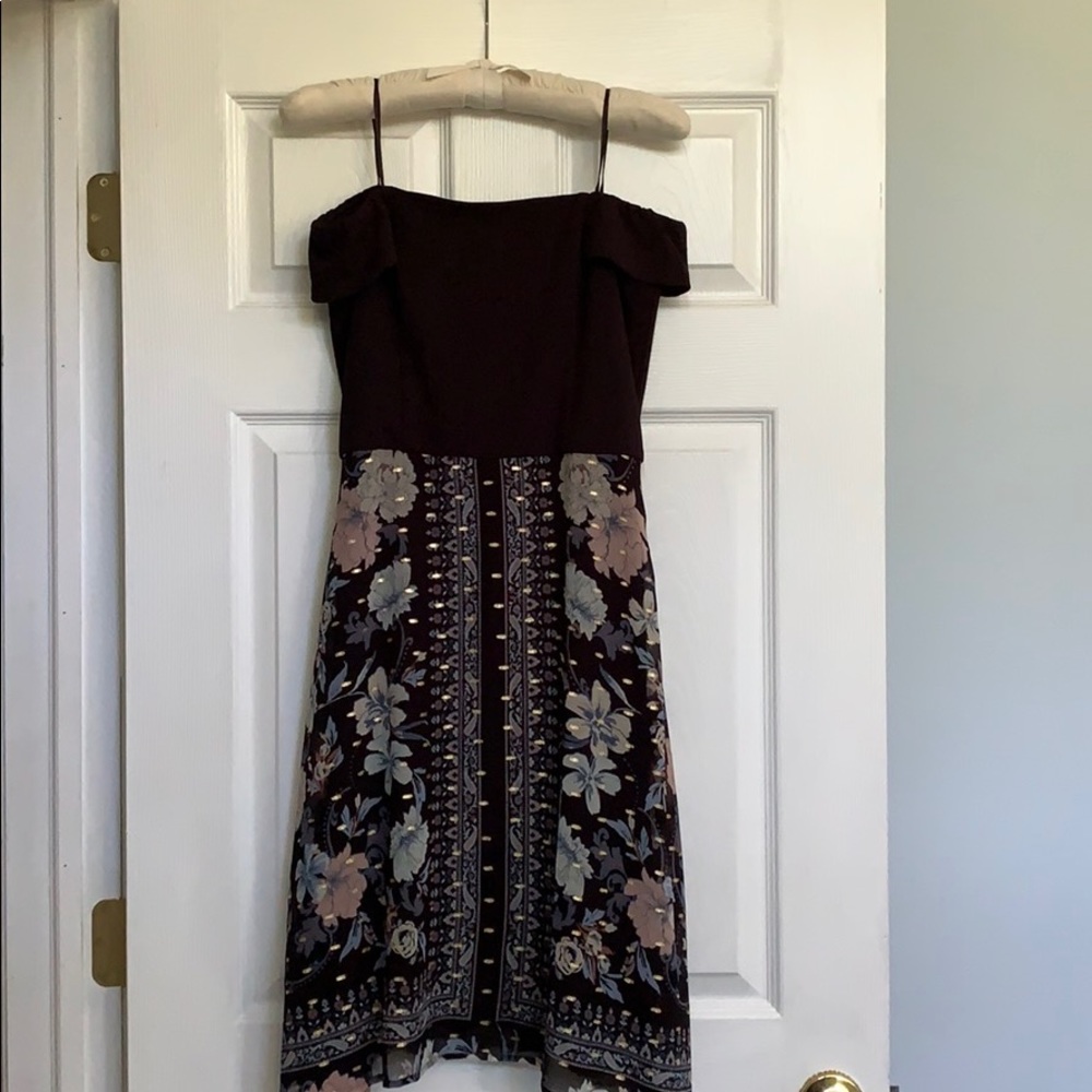 Off the shoulder handkerchief hem dress